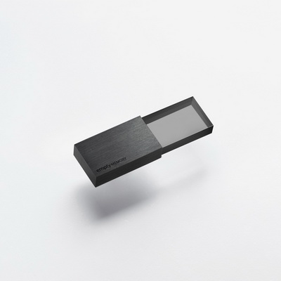 Empty Memory TBlack USB-накопитель Empty Memory TBlack USB-накопитель