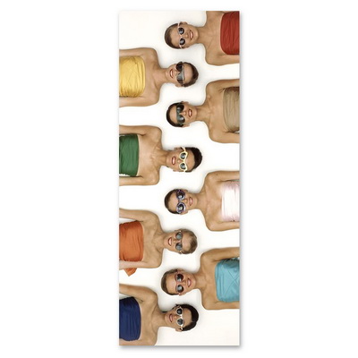 A Row Of Models In Sunglasses Постер 56 x 152 см