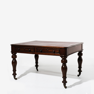 Стол письменный Antics