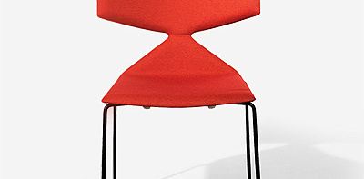 Стул красный Saya