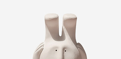 Head Over Heels #1 Скульптура