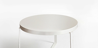 Стол приставной низкий Trapecio