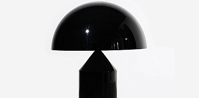 Настольная лампа черная Atollo