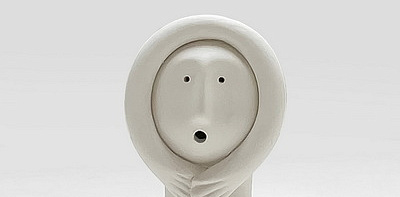 Safe Guarding Скульптура