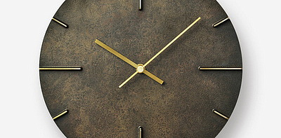 S. Azumi Quaint Black Часы настенные