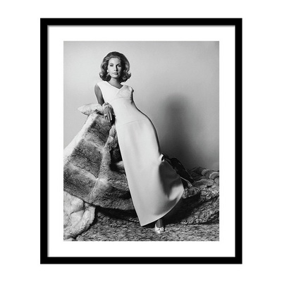 Mrs. Alfred Gwynne Vanderbilt Modeling an Evening Постер Mrs. Alfred Gwynne Vanderbilt Modeling an Evening Постер