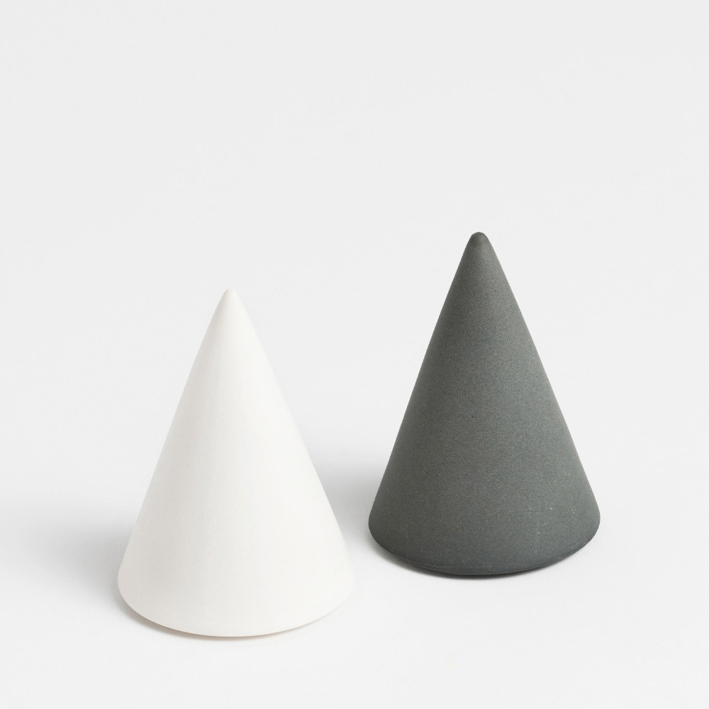 

Cone Набор для соли и перца