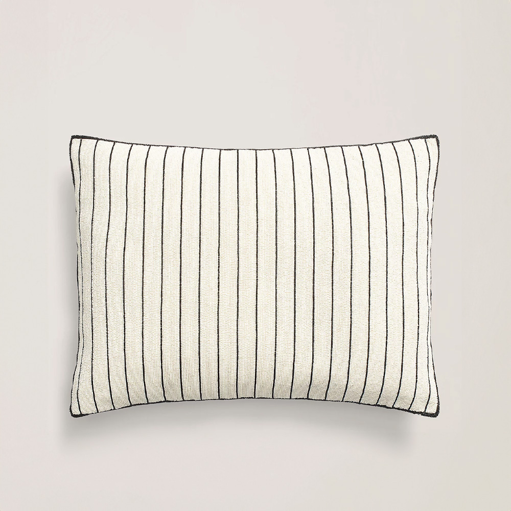 Northleigh Beaded Cream Подушка подушка для шеи дорожная надувная 38 × 24 см бордовый