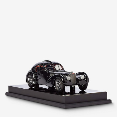 Bugatti 57SC Модель автомобиля 1:18