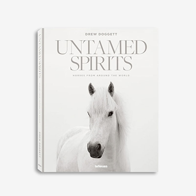 Книга Untamed Spirits