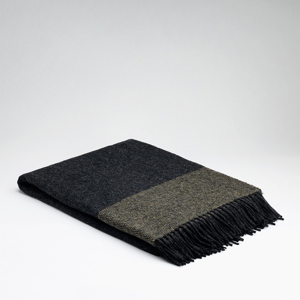 Merino & Cashmere Charcoal / Sunshine Dash Плед cable cashmere modern charcoal плед