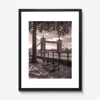 Tower Bridge and Bench London Studio Постер