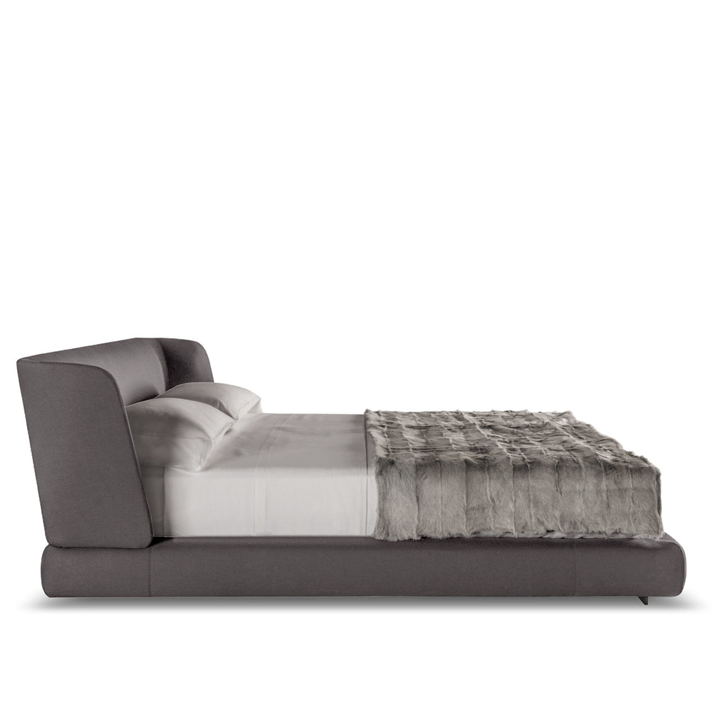 Reeves Titanio Кровать кровать металлическая tc 114х183х210 см
