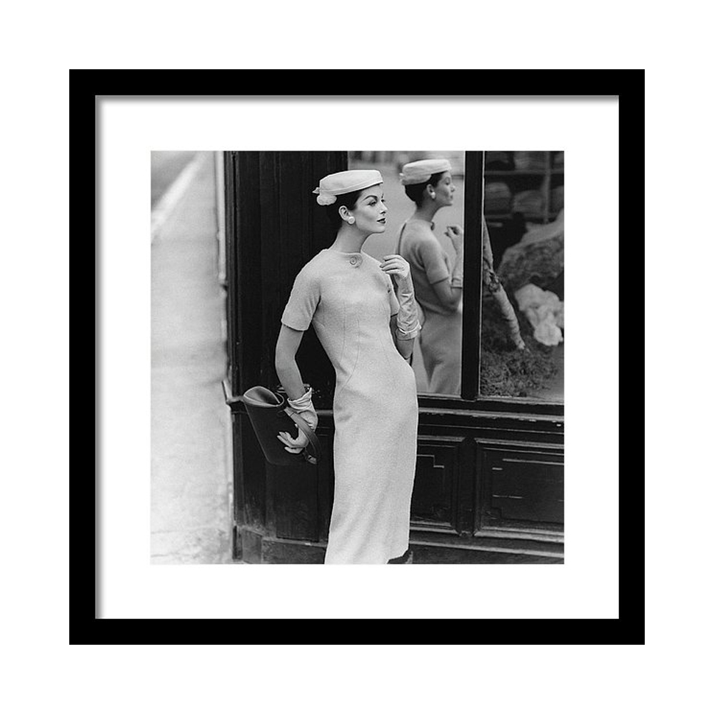 

Anne St. Marie Wearing Givenchy Постер