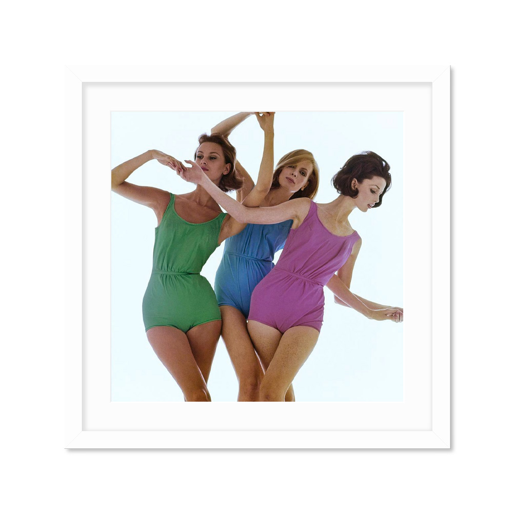 Models In Rose Marie Reed Swimsuits Постер плампер для губ 05 dusty rose