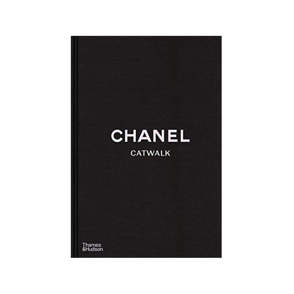 Chanel Catwalk Книга