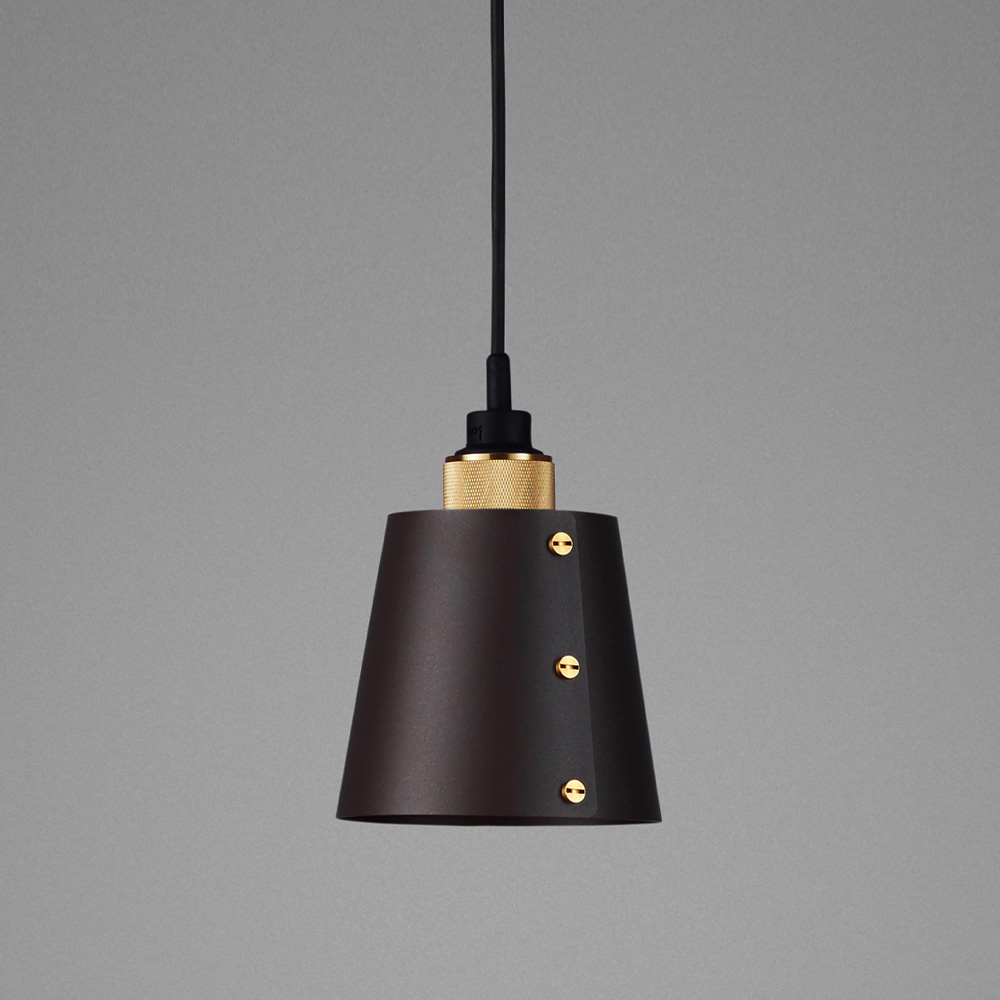 

Hooked 1.0 Small Graphite / Brass Подвесной светильник