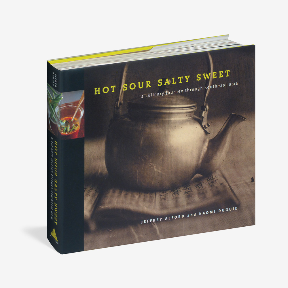 

Hot Sour Salty Sweet Книга
