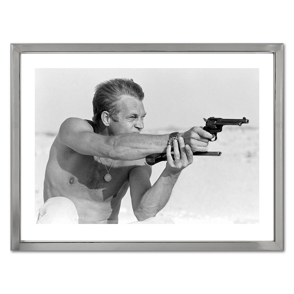 

Steve McQueen Pistols Постер