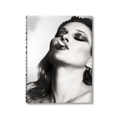 Книга Mert Alas and Marcus Piggott Книга Mert Alas and Marcus Piggott