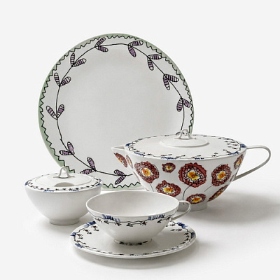 Чайный сервиз на 4 персоны Midnight Flowers Anemone & Blossom Milk 