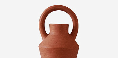 Contradictory 02 Red Ваза H30 см