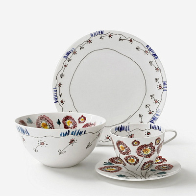 Сервиз для завтрка на 2 персоны Midnight Flowers Anemone Milk