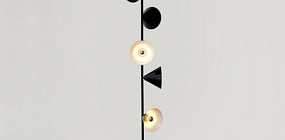 Vertical One Black Напольная лампа