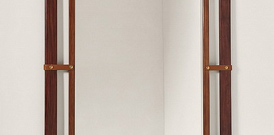 Nolan Зеркало