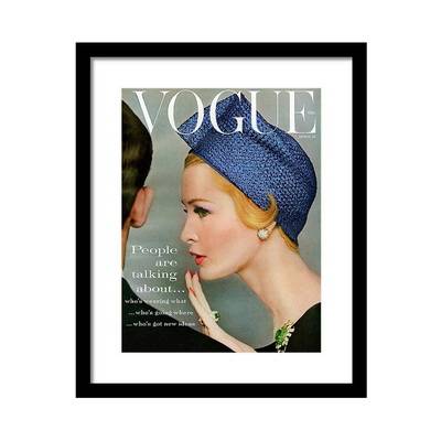 Vogue Cover of Sarah Thom Wearing a Blue Hat Постер Vogue Cover of Sarah Thom Wearing a Blue Hat Постер