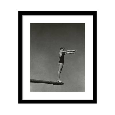 Katherine Rawls Getting Ready to Dive Постер Katherine Rawls Getting Ready to Dive Постер